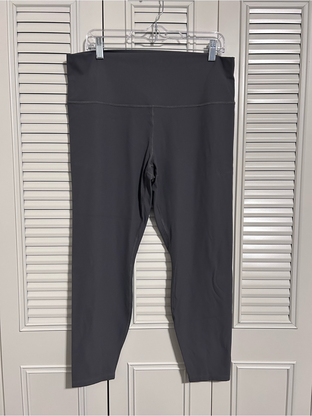 All in motion grey leggings size xxl